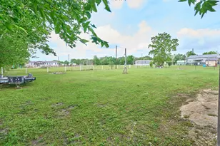1003 Nunez St, Beasley, TX 77417 - Photo 22