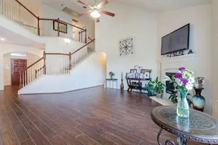 5804 Lawrence Ct, Pearland, TX 77584 - Photo 2