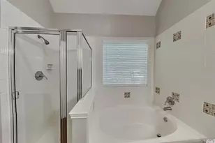 619 Bending Bough Dr, Spring, TX 77388 - Photo 10