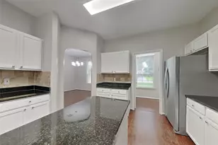 619 Bending Bough Dr, Spring, TX 77388 - Photo 4