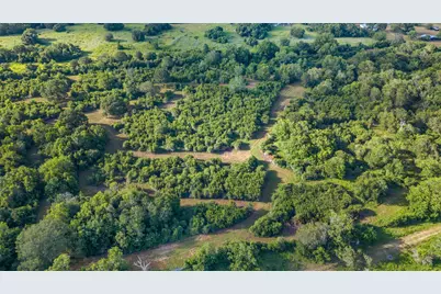 7462 County Road 284, Edna, TX 77957 - Photo 8