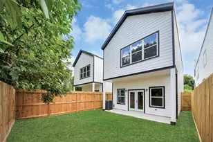 4411 Mallow St, Houston, TX 77051 - Photo 16