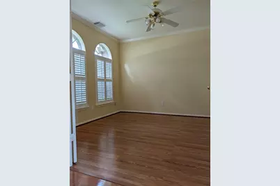 6018 Briar Hill Court, Sugar Land, TX 77479 - Photo 10