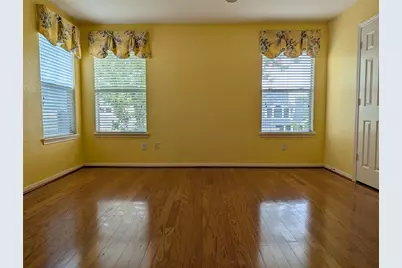 6018 Briar Hill Court, Sugar Land, TX 77479 - Photo 18
