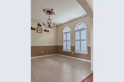 6018 Briar Hill Court, Sugar Land, TX 77479 - Photo 8