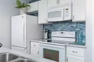 9520 Seawall Blvd, Galveston, TX 77554 - Photo 6