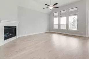 18818 Eastwood Rdg Ct, Crosby, TX 77532 - Photo 6
