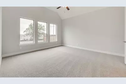 18818 Eastwood Ridge Court, Crosby, TX 77532 - Photo 8