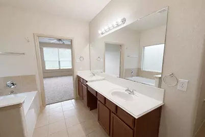 11922 Harristown Dr, Houston, TX 77047 - Photo 16