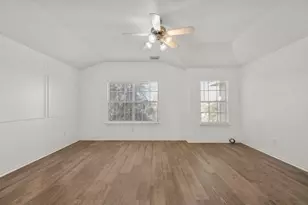 2911 Hackamore Hollow Ln, Houston, TX 77014 - Photo 10
