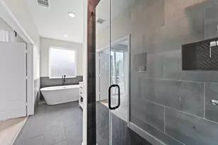 1425 Adkins Rd, Houston, TX 77055 - Photo 22