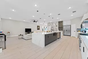 1425 Adkins Rd, Houston, TX 77055 - Photo 8