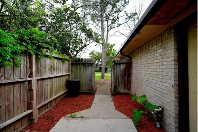 209 Dogwood Street, Lake Jackson, TX 77566 - Photo 42