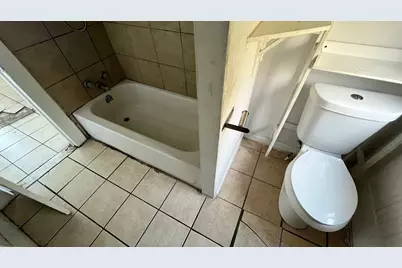 4310 Broadway Street, Galveston, TX 77550 - Photo 10