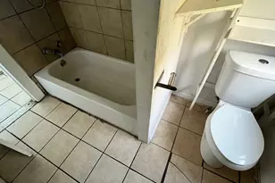 4310 Broadway St, Galveston, TX 77550 - Photo 10