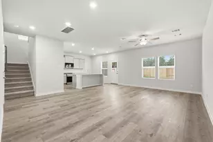 10738 Red Flagstone Dr, Conroe, TX 77306 - Photo 4