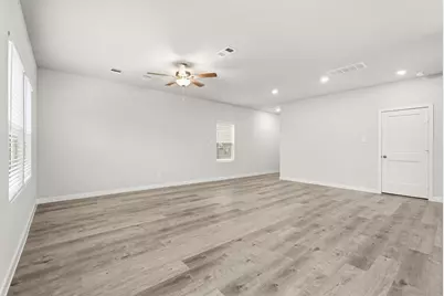 10738 Red Flagstone Drive, Conroe, TX 77306 - Photo 6