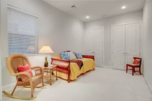5637 Kiam St, Houston, TX 77007 - Photo 8