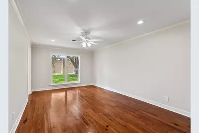 506 Briar Hill Drive, Houston, TX 77042 - Photo 22