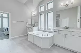 2806 Kingly Pne Trl, Conroe, TX 77385 - Photo 20