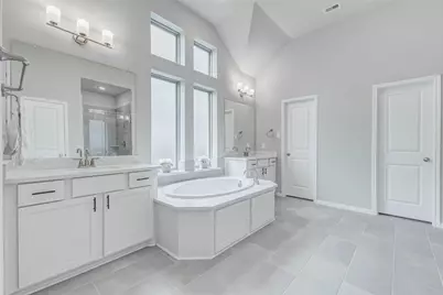 2806 Kingly Pine Trail, Conroe, TX 77385 - Photo 18
