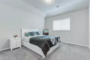 2806 Kingly Pne Trl, Conroe, TX 77385 - Photo 32