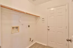 834 Chase View Dr, Bacliff, TX 77518 - Photo 20