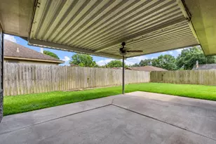 11734 Alamo Dr, La Porte, TX 77571 - Photo 1