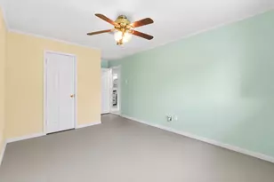 11734 Alamo Dr, La Porte, TX 77571 - Photo 14