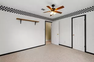 11734 Alamo Dr, La Porte, TX 77571 - Photo 12