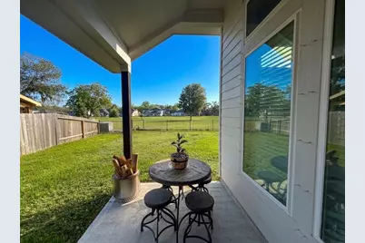 439 S Amherst Drive, West Columbia, TX 77486 - Photo 8