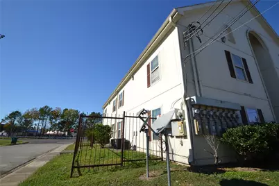 304 Dell Court #7, Houston, TX 77009 - Photo 22