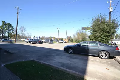 304 Dell Court #7, Houston, TX 77009 - Photo 4