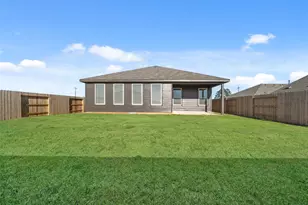 826 Ridgewood Clfs Ct, Willis, TX 77378 - Photo 22