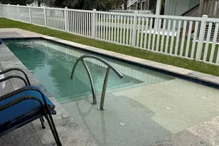 1222 Oahu Dr, Galveston, TX 77554 - Photo 2