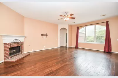 9004 Sunrise Trail, Pearland, TX 77584 - Photo 6