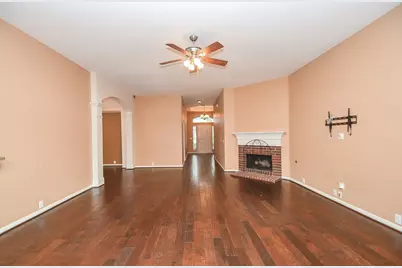 9004 Sunrise Trail, Pearland, TX 77584 - Photo 8