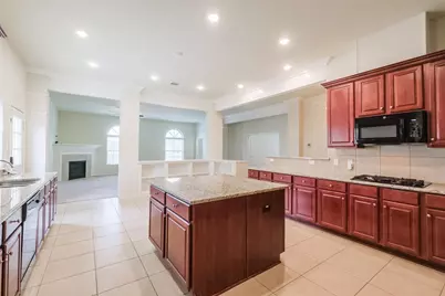 6811 Gonzales Point, Manvel, TX 77578 - Photo 10