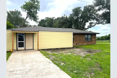 377 State Highway 75 N, Huntsville, TX 77320 - Photo 1