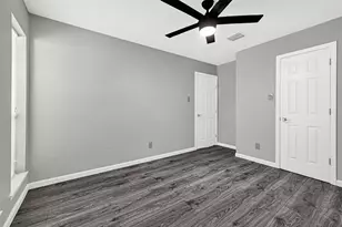 13003 Frank Ln, Stafford, TX 77477 - Photo 28