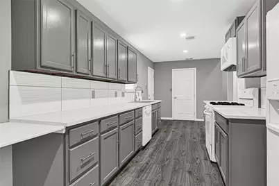 13003 Frank Lane, Stafford, TX 77477 - Photo 14