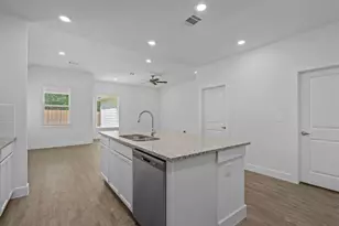 906 Golden Willow, Conroe, TX 77304 - Photo 10