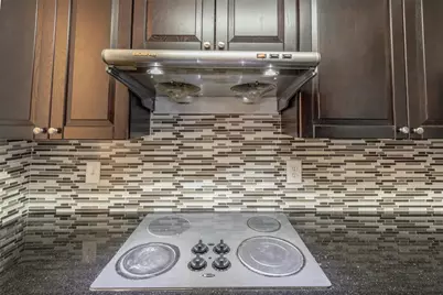 9323 Pagewood Lane, Houston, TX 77063 - Photo 8