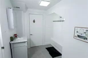 1629 Bonnie Brae St, Houston, TX 77006 - Photo 6