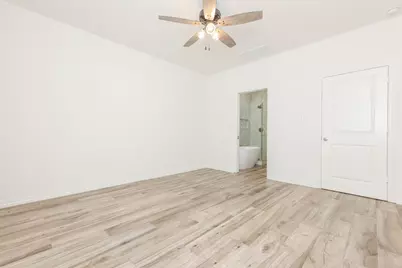 4655 Trembling Forest Lane, Houston, TX 77092 - Photo 10