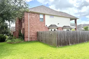815 Arlington Pointe Dr, League City, TX 77573 - Photo 2