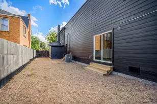 2724 Southmore Blvd, Houston, TX 77004 - Photo 4