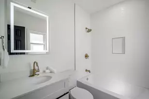 2724 Southmore Blvd, Houston, TX 77004 - Photo 16