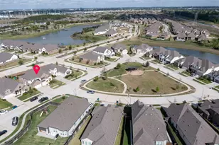 922 Shumard St, Webster, TX 77598 - Photo 44