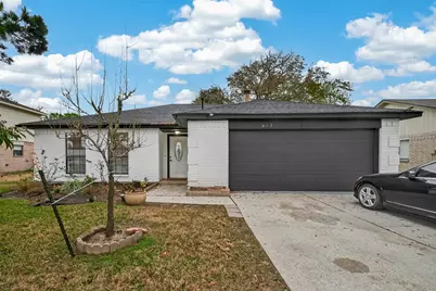 614 Northaire Drive, Houston, TX 77073 - Photo 1
